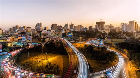  Nairobi Chronicles: Urban Landscapes in Transition A Photographic Exploration of Contemporary Kenyan Life Through Architectural Nuances and Vibrant Street Scenes